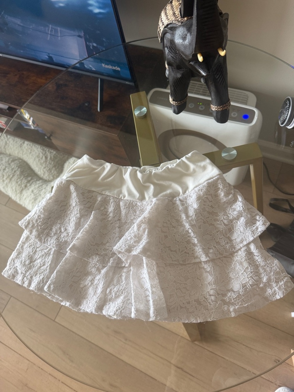 Women’s White Lace Tiered Skirt - Elegant Ruffle Design (skort)